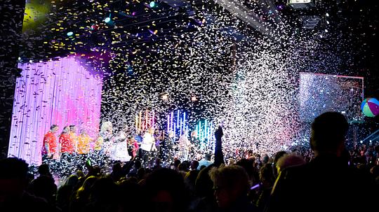 一枝独秀：喜剧革命 Outstanding: A Comedy Revolution (2024)